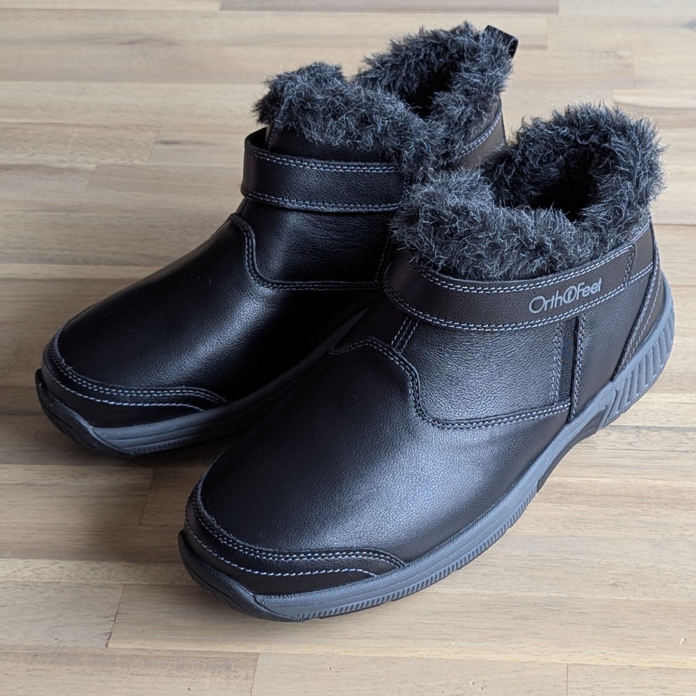 Orthofeet Women's Black Winter Boots with Faux Fur Lining - 2E Extra Wide - Picture 4 of 9